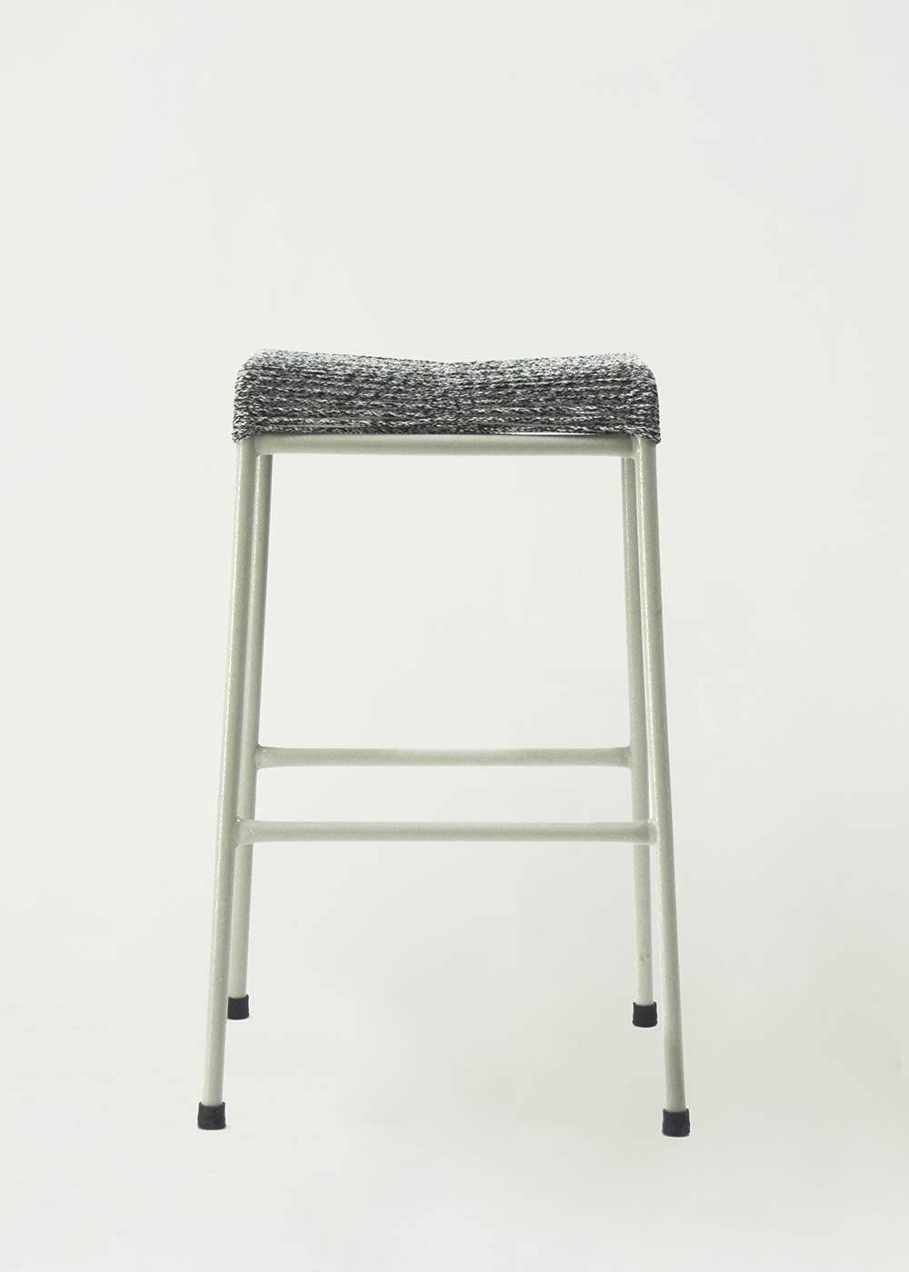 STRING STOOL (Bar Height)